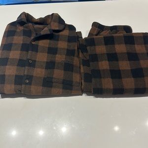 Size Medium SKIMS Brown Plaid Pajamas Set